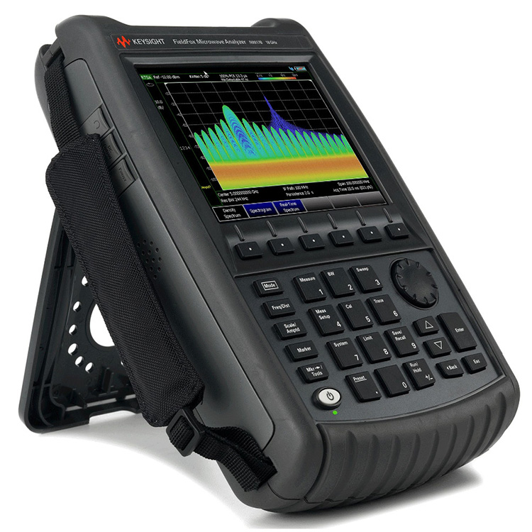 Ręczny mikrofalowy analizator widma FieldFox N9917B