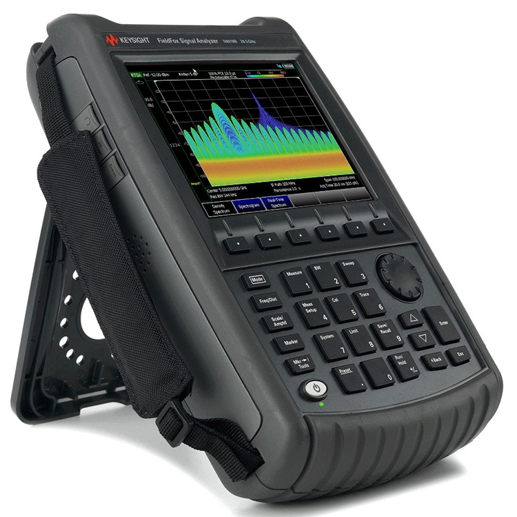 Ręczny mikrofalowy analizator widma FieldFox N9918B